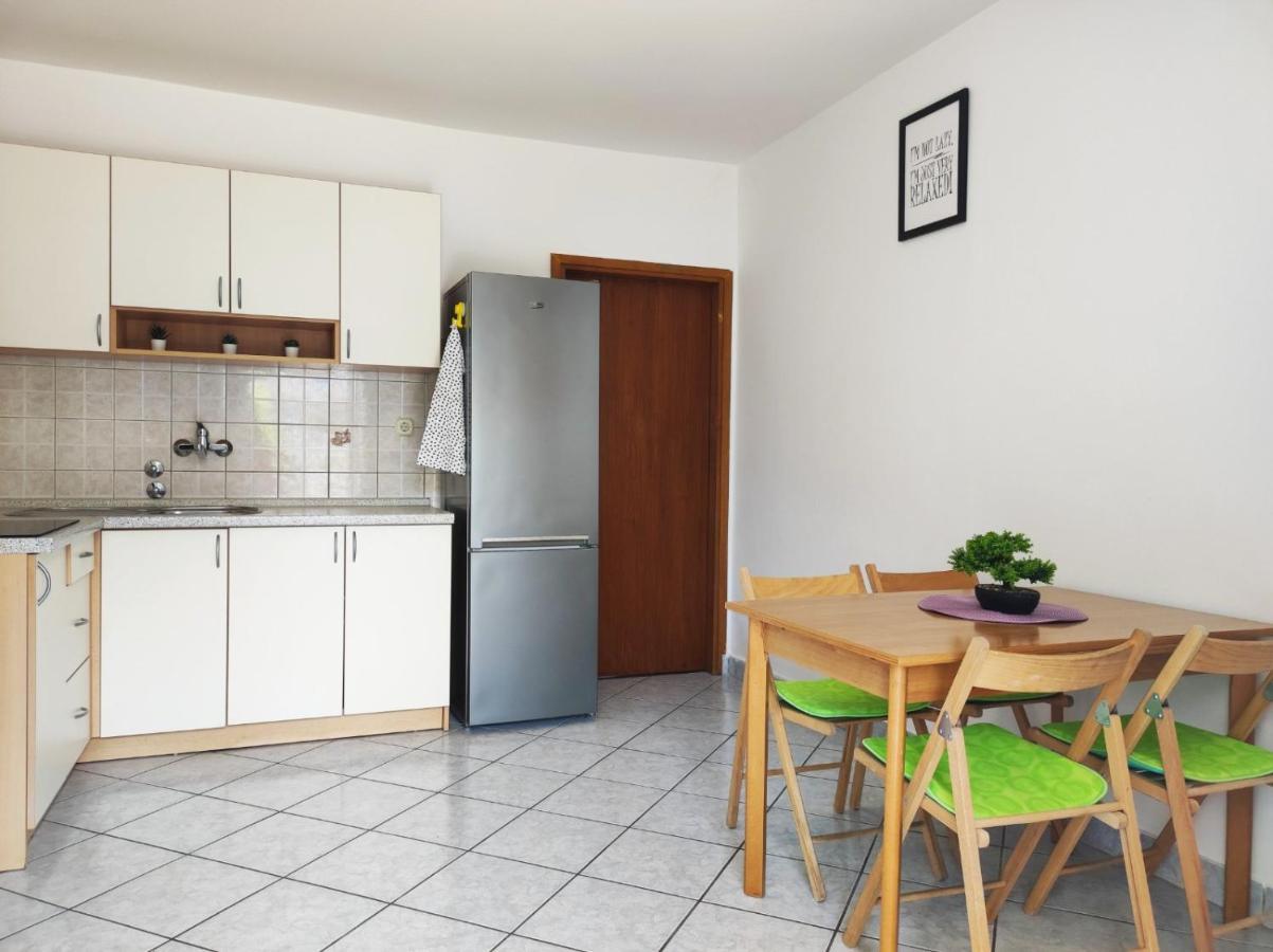 Apartment Rose Krk Town Esterno foto