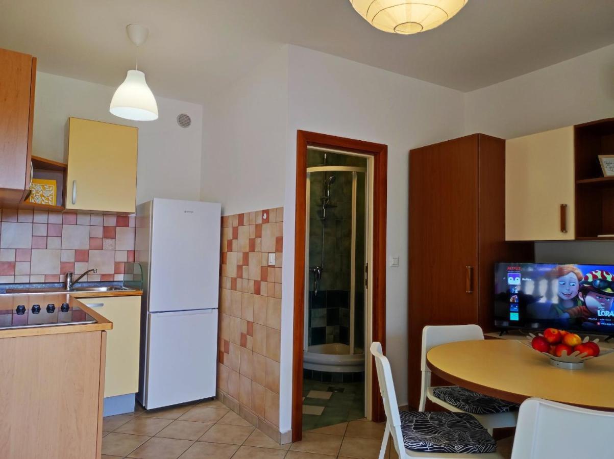 Apartment Rose Krk Town Esterno foto