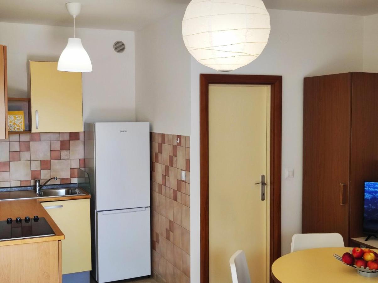 Apartment Rose Krk Town Esterno foto