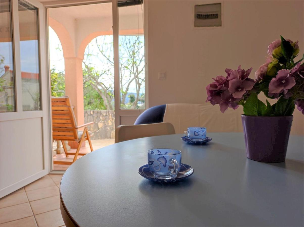 Apartment Rose Krk Town Esterno foto