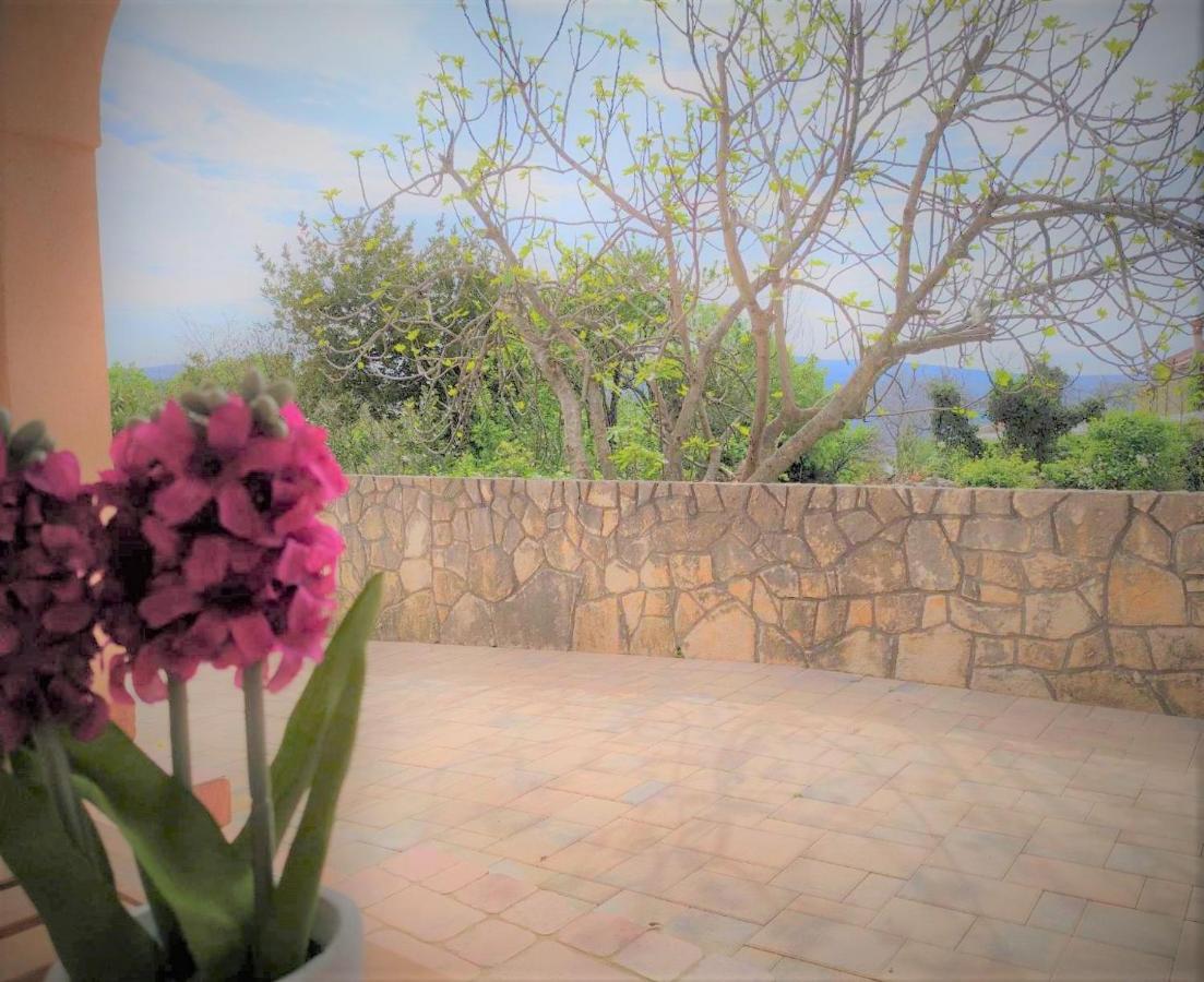 Apartment Rose Krk Town Esterno foto