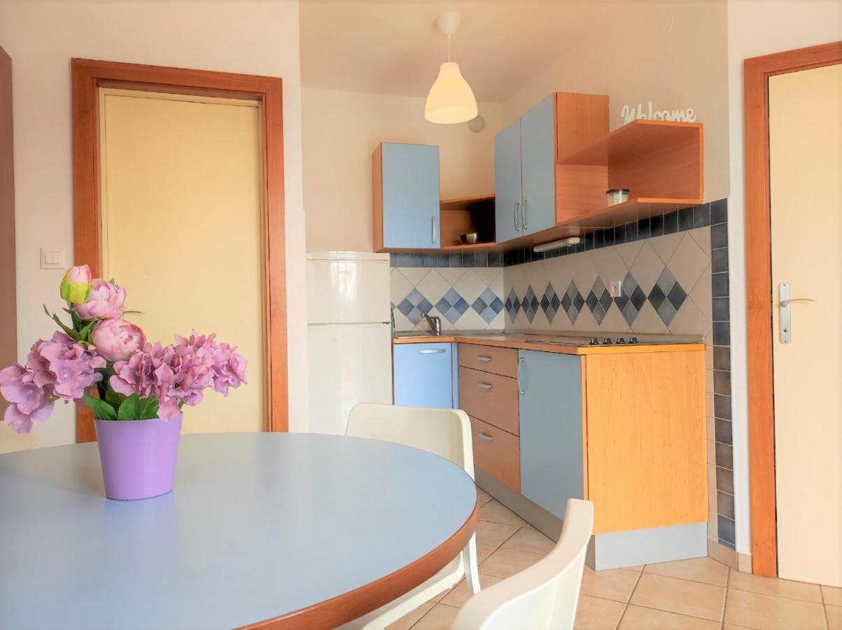 Apartment Rose Krk Town Esterno foto